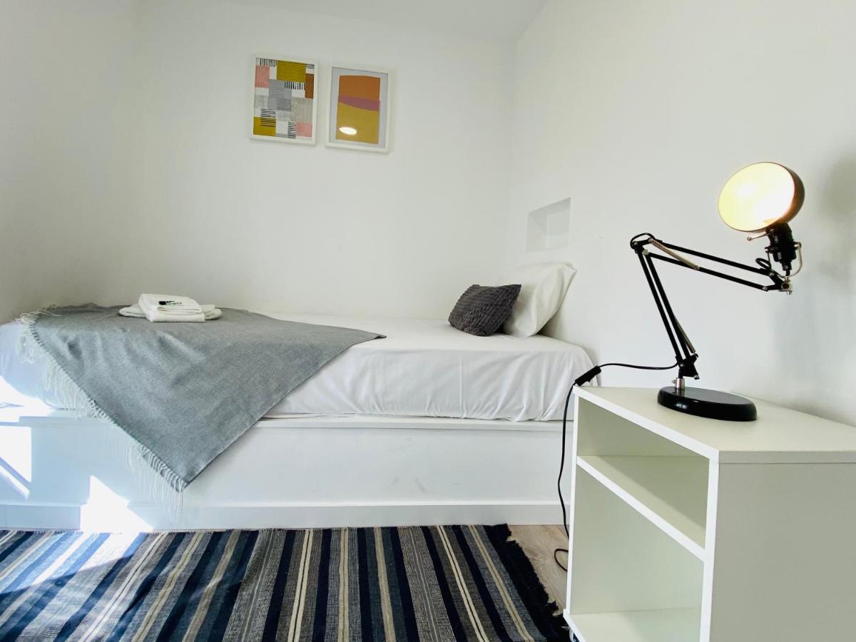 Tia Anica House I - Apartment With Terrace In Central Fuseta Beach Village Extérieur photo