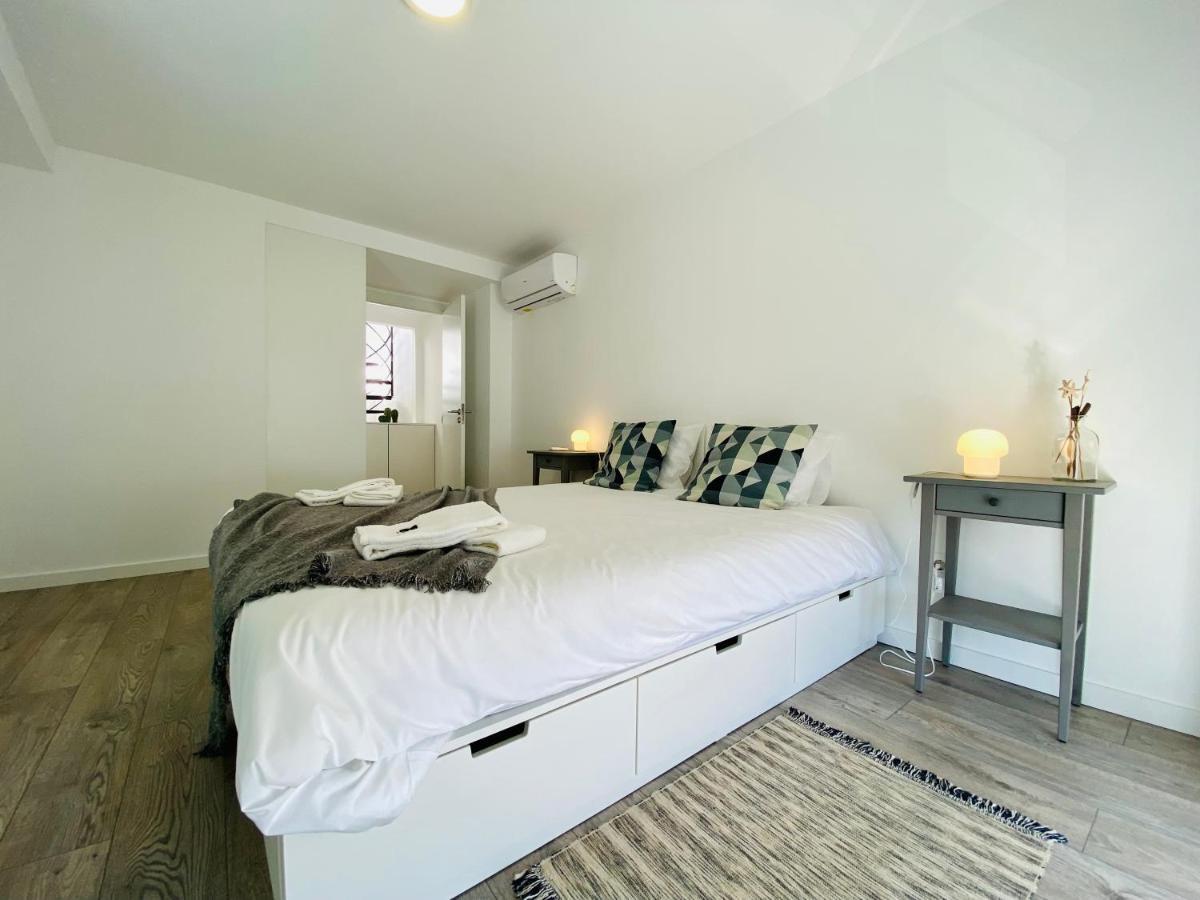 Tia Anica House I - Apartment With Terrace In Central Fuseta Beach Village Extérieur photo