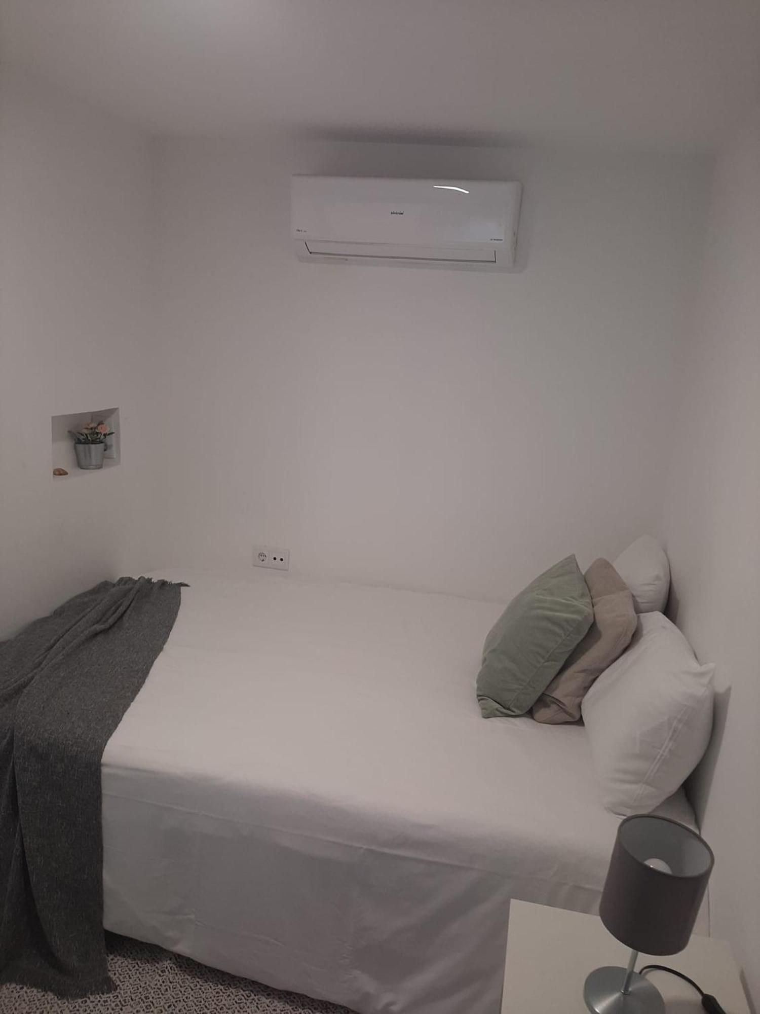 Tia Anica House I - Apartment With Terrace In Central Fuseta Beach Village Extérieur photo
